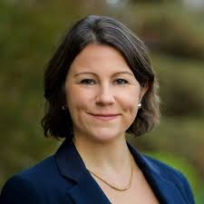 Dorothy Johnson (@Dorothy_J_916)