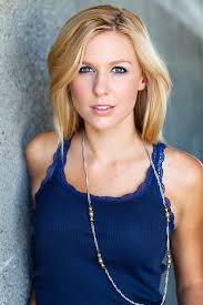 Natasha Lloyd's Instagram, Twitter & Facebook