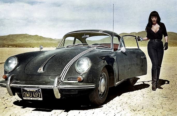 FFF: Faster, Pussycat! KILL! KILL! – DEMARAS RACING