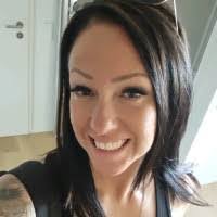 Stephanie Fischbach's Instagram, Twitter & Facebook