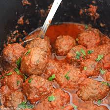 Form meatballs and place on a platter. Crockpot Meatballs Moroccan Style Amira S Pantry