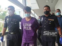 Kamu juga bisa download secara legal di itunes untuk mendukung artis agar terus berkarya. Lelaki Buang Bayi Teman Wanita Berdepan Hukuman Mati