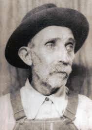 Andrew Mcnew's Instagram, Twitter & Facebook