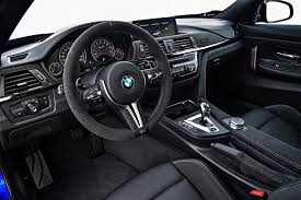 The cs is lighter, but not really quicker, than other m4s. Bmw M4 Cs Fur Rennstrecken Abstecher