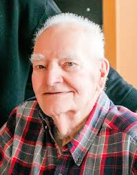 Mathias Aden 'Pete' Thomas Hoagland, 92