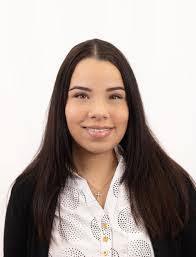 Kayla Bender's Instagram, Twitter & Facebook