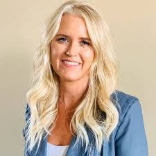 Amber Stilson's Instagram, Twitter & Facebook