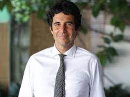 According to wikipedia, guido maria brera was born on august 15, 1990. Neither Good Nor Bad They Are The Warrior Monks Of Finance Corriere It
