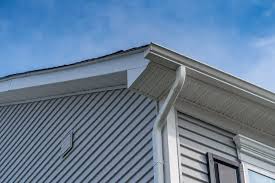 10 Signs That Indicate You Need To Replace Your Eavestrough - Roofmaster Ottawa