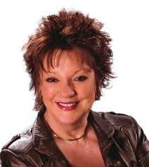 Jodi Chartrand's Instagram, Twitter & Facebook