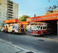 Al igual que en 2020, la celebración se vio afectada por la pandemia. Bomberos Pergamino 30 De Mayo 1944 30 De Mayo 2021 Un Dia Como Hoy Hace 77 Anos Se Formaba La Sociedad De Bomberos Voluntarios De Pergamino Iniciativa De Un Grupo