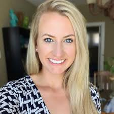 Lindsey Seiger (@LindseySeiger)