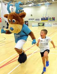 Paul george went off in cleveland for the clippers last night, and fs1 undisputed host skip bayless seems to think it had something to do with jared. Lakers Mascot Rua 19 Killarneytoday Com