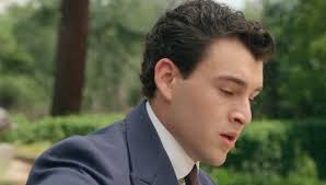 La Promessa anticipazioni 13 giugno: Manuel torna alla tenuta e riabbraccia  Jana, Santos si ribella al padre