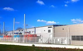 Idéalement située dans la zone d'activité de la vallée des entrepreneurs, à l'arrière de bureau vallee (en face du centre commercial one nation), tu as la possibilité de faire du sport en illimité et en toute liberté de 6h à 23h, 7 jours/7, 365. Les Clayes Sous Bois Le Leader Du Numerique S Offre Un Outil De Pointe Le Parisien