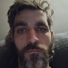 Joel Lux's Instagram, Twitter & Facebook