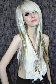 The bangs, fringes, and layers can create a structured, voluminous look and take away the extra volume characteristic to thicker hair. Pin On Cute Things