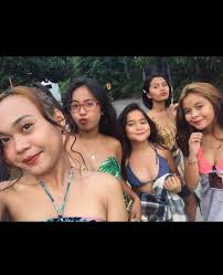 😉just watch👀and be amaze for this video. Sweeming Alexandra Siang Real Facebook
