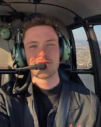 I am a Pilot I need a Friend I am a humble person 😊