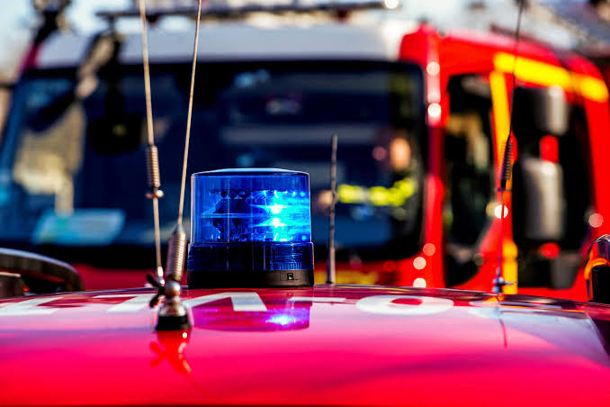 Un incendie ravage les combles d'une maison, les pompiers mobilisés toute  la nuit