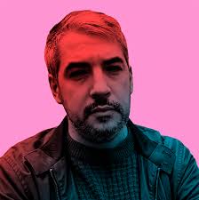 Enrique Ballester: "Me resulta insoportable el hábito ajeno de silbar o  cantar en el trabajo"