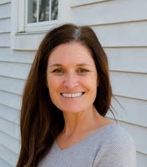 Leigh Frosch • The Grapevine