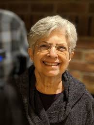 Mary Keast's Instagram, Twitter & Facebook