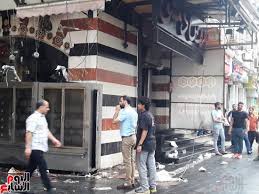 القصة الكاملة لتشميع مطعم سورى بالأسكندرية بعد استغاثة سيدة منه الحاجة سعدية تعبت بأمراض حساسية الصدر والعين صاحب المطعم أعتذر للشعب المصرى ولم أقصد الإساءة وإغلاق المحل بالشمع الأحمر ومصادرة إشغالاته