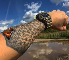 The hand is also believed to bring good luck. 105 Cool Flower Of Life Tattoo Ideas The Geometric Pattern Full Of Secrets