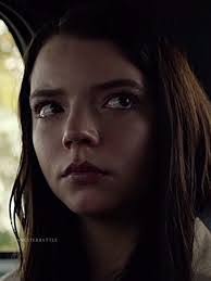 Casey Cooke's Instagram, Twitter & Facebook