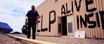 So why does this all seem eerily familiar? Back To The Mall Dawn Of The Dead 2004 Review Reelrundown