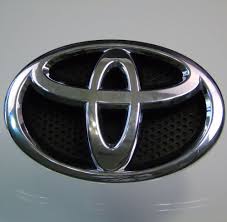 Toyota Emblem 75301 Front Bumper Grille Badge Yaris Toyota Toyota Emblem Toyota Yaris