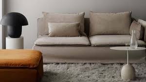 Individuelle Ikea Bezuge Sofabezuge Tagesdecken Und Kissenbezuge Bemz In 2020 Slipcovers Slip Covers Couch Ikea Sofa