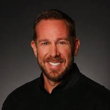 Lonnie Ledford's Instagram, Twitter & Facebook