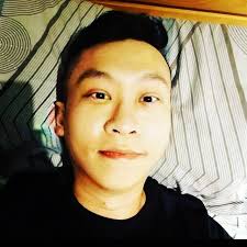 為什麼在飛機旁邊的那個沒有沒有煙那個是什麼（？