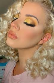 Kimberly Beaudry's Instagram, Twitter & Facebook