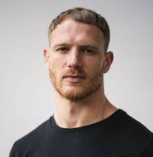 Dan Poth's Instagram, Twitter & Facebook