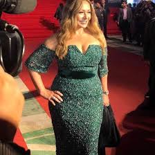 وعلمت فيتو أن الفنانة ليلى علوي تقاضت 7 ملايين جنيه مقابل دورها في العمل. Ù„ÙŠÙ„Ù‰ Ø¹Ù„ÙˆÙŠ Popsugar Celebrity And Entertainment