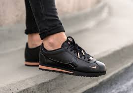 Black And Gold Nike Clothes Nike Cortez 905614 010 Black Gold Release Info Nike Cortez Black Nike Shoes Blue Nike Shoes Outfits