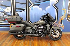 There are also abs electronic handbrake, traction control, hill hold control, multiple. 2021 Harley Davidson Ultra Limited House Of Harley Davidson