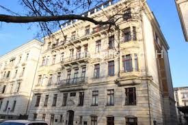 Die angebotenen wohnimmobilien teilen sich auf in 848 mietwohnungen bzw. Etagenwohnung In Leipzig 66 M