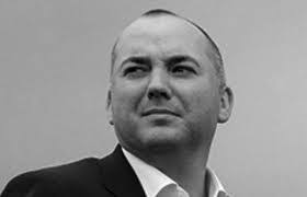 Andrew Luers's Instagram, Twitter & Facebook