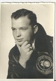 Foton: Andrew Lindbergh (född 1940 i New Orleans), barnbarns barn till min  farfars mormors kusin Anders aka Andrew Lindberg (född 1859 i Älvdalen,  Dalarna): Our Family History