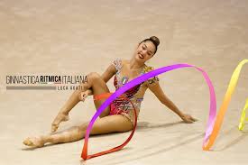 Jun 19, 2021 · mercoledì 9 giugno 2021 ha preso il via il 37° campionato europeo di ginnastica ritmica, per la prima volta presso il palazzo della cultura e dello sport di varna, in bulgaria, a cui hanno preso parte 37 federazioni con ben 321 ginnaste: Ginnastica Ritmica Italiana Posts Facebook
