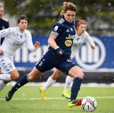 Allo stadio ennio tardini di parma la juventus ha segnato il gol del vantaggio nel primo tempo con la svedese petronella ekroth e ha raddoppiato alla mezzora con valentina cernoia. Coppa Italia Femminile Juventus Roma E Milan Inter Le Due Semifinali