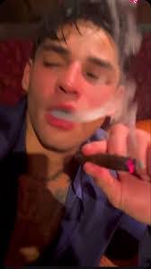 Deangelo Beasley's Instagram, Twitter & Facebook