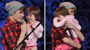 We did not find results for: Justin Bieber Sings On Stage With His Adorable Little Sister Jazmyn Youtube