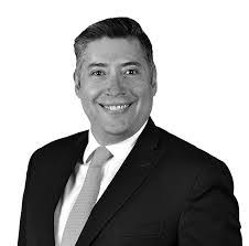 Mauricio Mondragon's Instagram, Twitter & Facebook