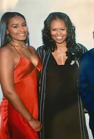 Her name began trending on twitter once again after an unnamed source posted a new photo of the teen, who seems to be thriving. Affinity Magazine On Twitter Sasha Obama Malia And Sasha Barack And Michelle