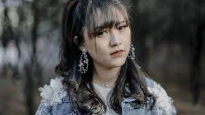 Keikutsertaan dalam grub band itu dimulai saat happy masih duduk di bangku sma. Biodata Happy Asmara Penyanyi Dangdut Populer 2020 Simak Juga 20 Daftar Lagu Happy Asmara Tribun Lampung